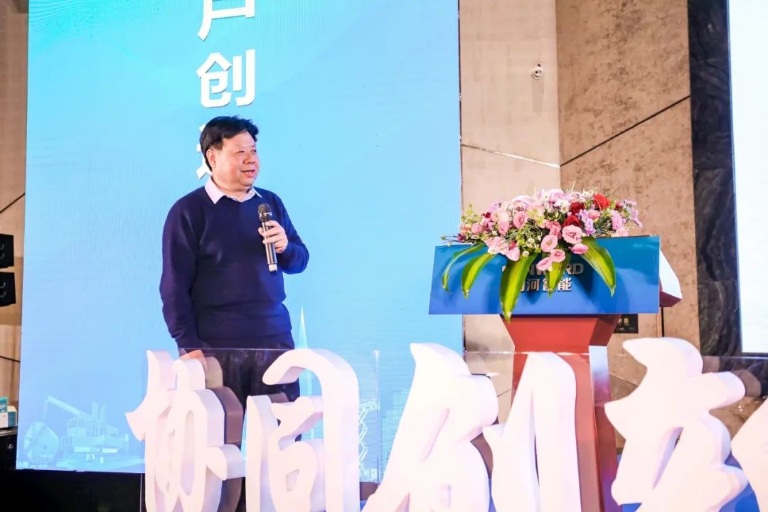 饕餮盛宴！不朽情缘-官方网站智能?建华建材预造桩施工设备与技术互换会隆沉召开