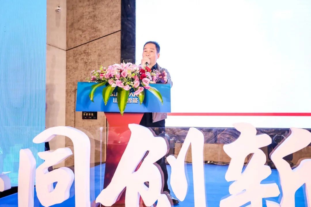 饕餮盛宴！不朽情缘-官方网站智能?建华建材预造桩施工设备与技术互换会隆沉召开