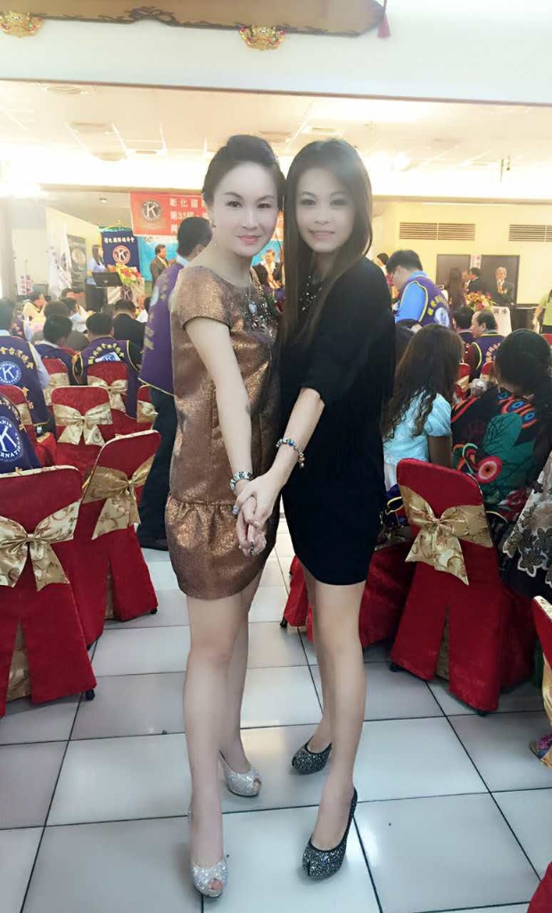 29天清一百吨垃圾，正妹靓机壮丽环岛行