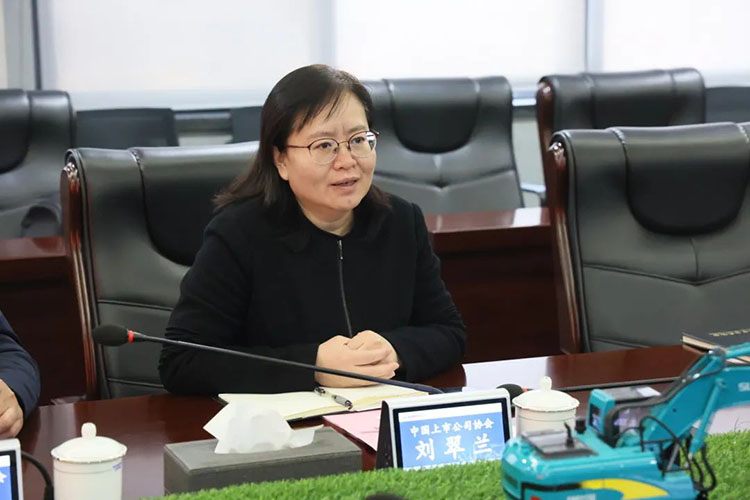中国上市公司协会党委委员、副秘书长刘翠兰一行调研不朽情缘-官方网站智能