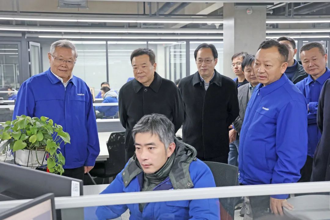 湖南省副省长陈飞调研不朽情缘-官方网站智能