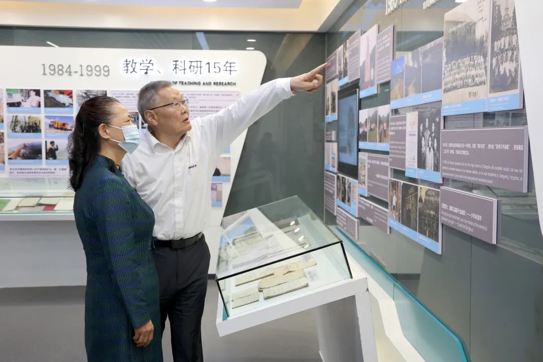 20220518092133_83462 深入产学研合作!中南大学堂长、中国工程院院士田红旗率团造访不朽情缘-官方网站智能