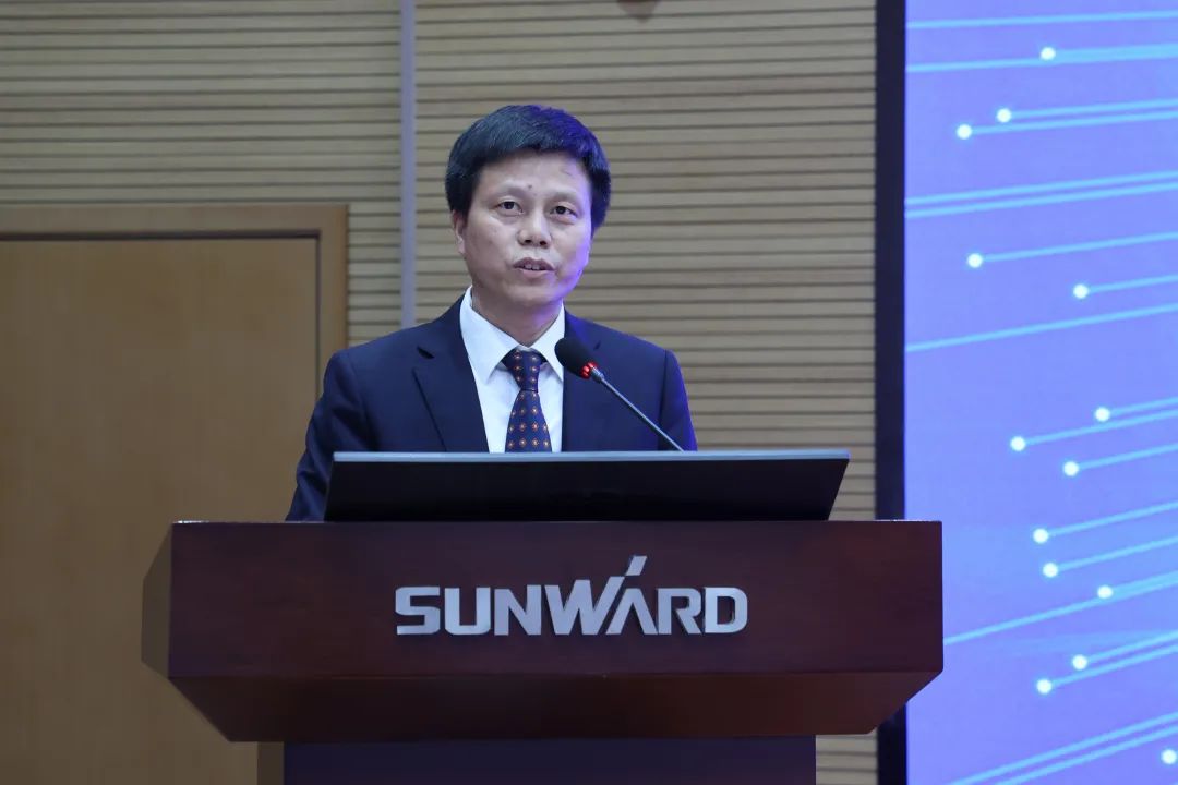 创新引领，智造未来！“2022院士专家长沙杏妆高端设备高质量发展钻研会隆沉进行