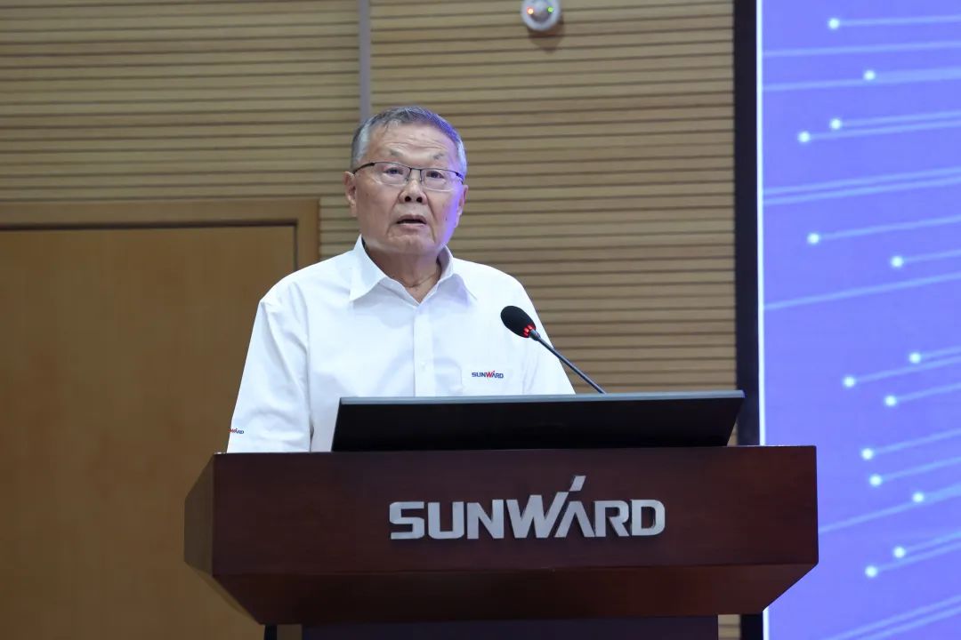 创新引领，智造未来！“2022院士专家长沙杏妆高端设备高质量发展钻研会隆沉进行