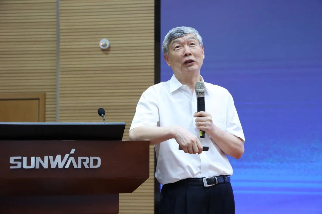 创新引领，智造未来！“2022院士专家长沙杏妆高端设备高质量发展钻研会隆沉进行