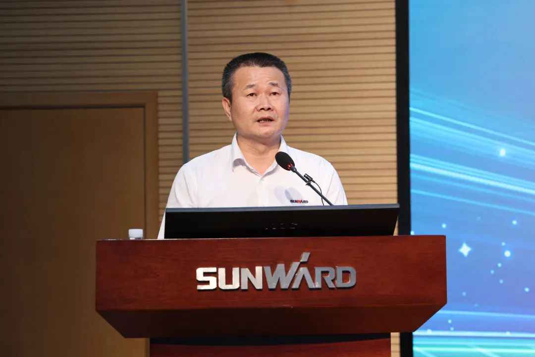凝心聚力奋力拼搏，向高质量发展交出杰出答卷！不朽情缘-官方网站智能召开整个干部大会
