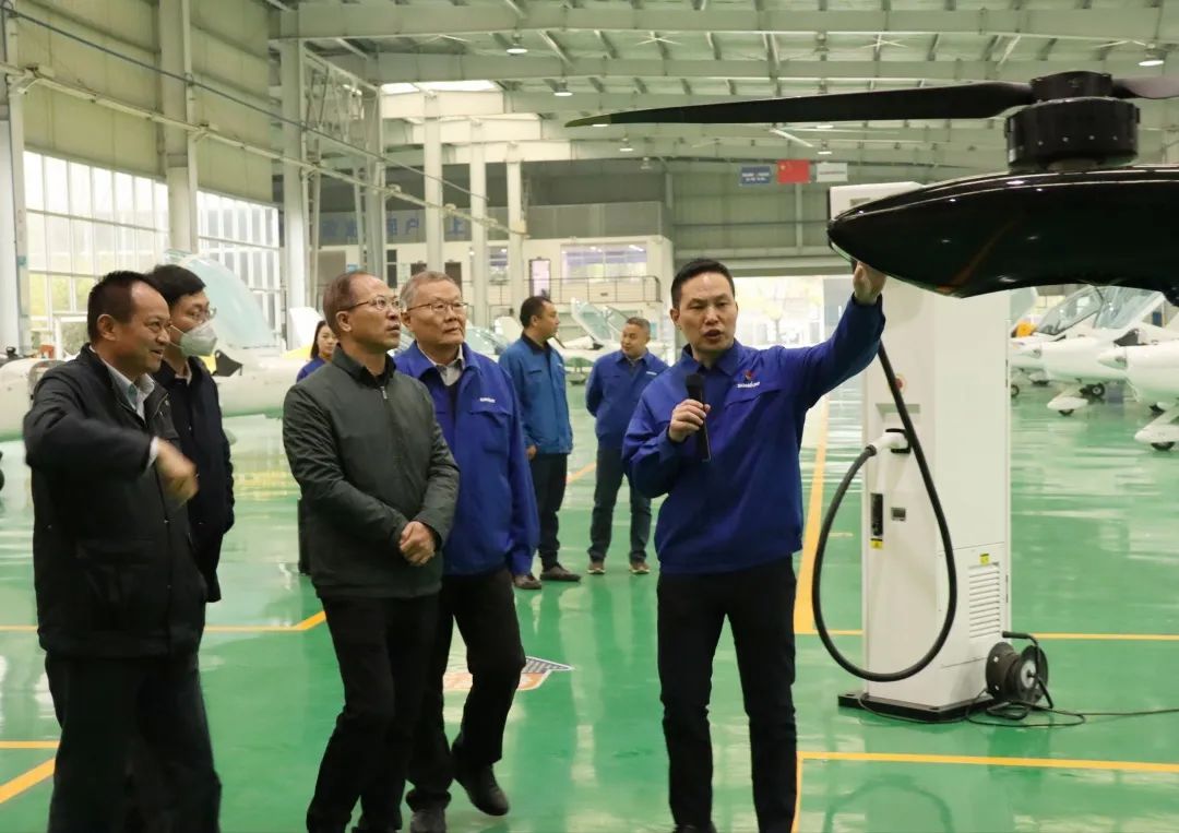 昭通市国资委主任陈德俊调查不朽情缘-官方网站智能航空产业基地