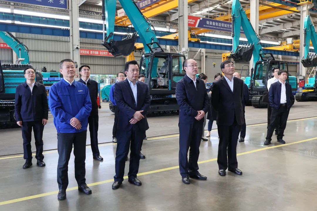 20230411083427_26335 人社部党组成员、副部长俞家栋调查调研不朽情缘-官方网站智能