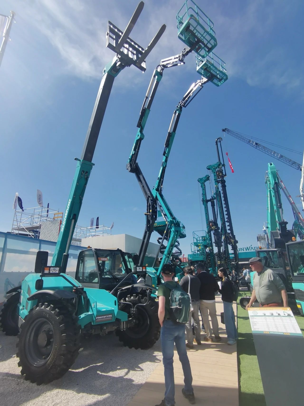 不朽情缘-官方网站智能高空机械闪灼Bauma 2025！ 新能源技术与创新产品获全球瞩目