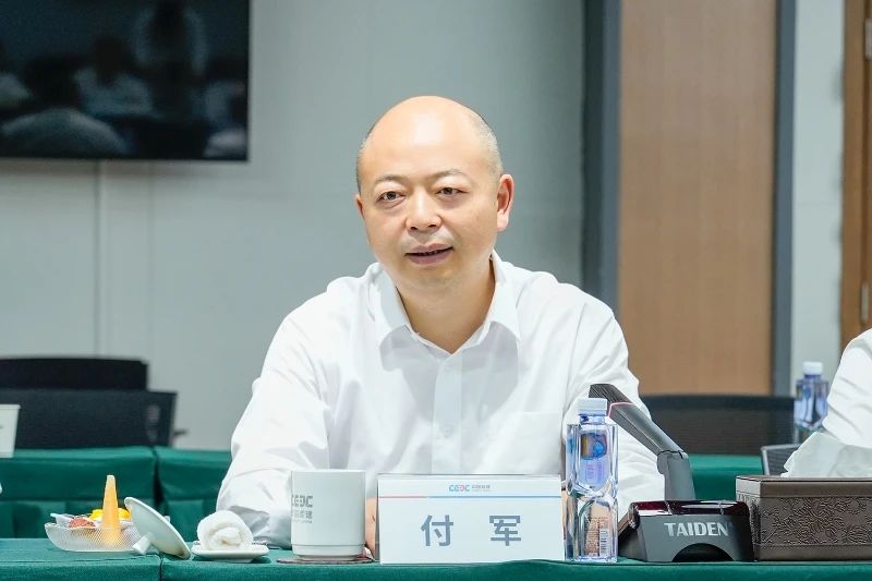 不朽情缘-官方网站智能与易普力公司深入战术合作，共筑混装设备技术转化新标杆
