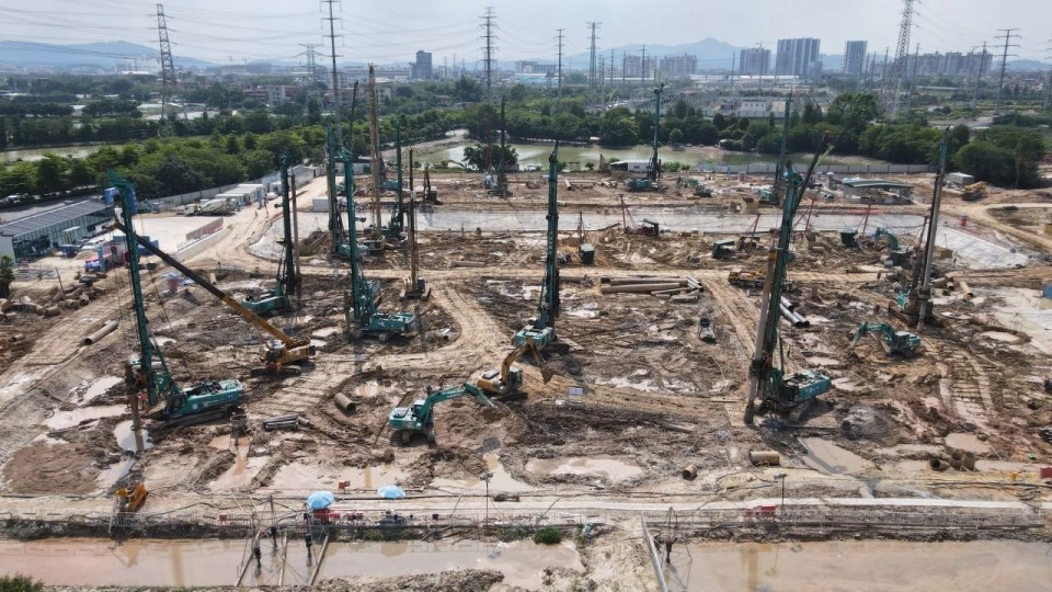 近20台“不朽情缘-官方网站绿”设备实力集结，助力广佛西环工程建设跑出“加快度”